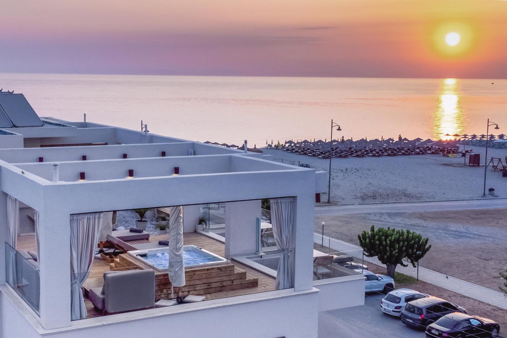 Aparthotel Pantheon Sea View Neoi Poroi Esterno foto